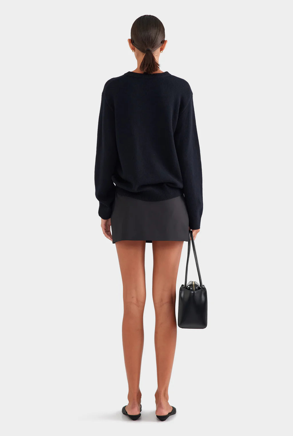 The Essential Cashmere Crew (Black)