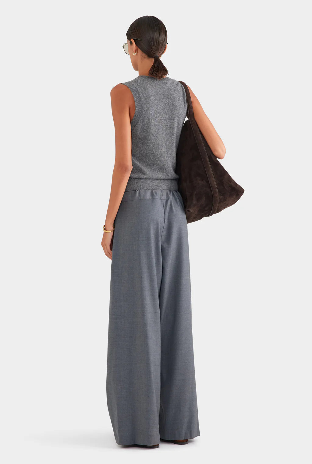 Sleeveless cardigan