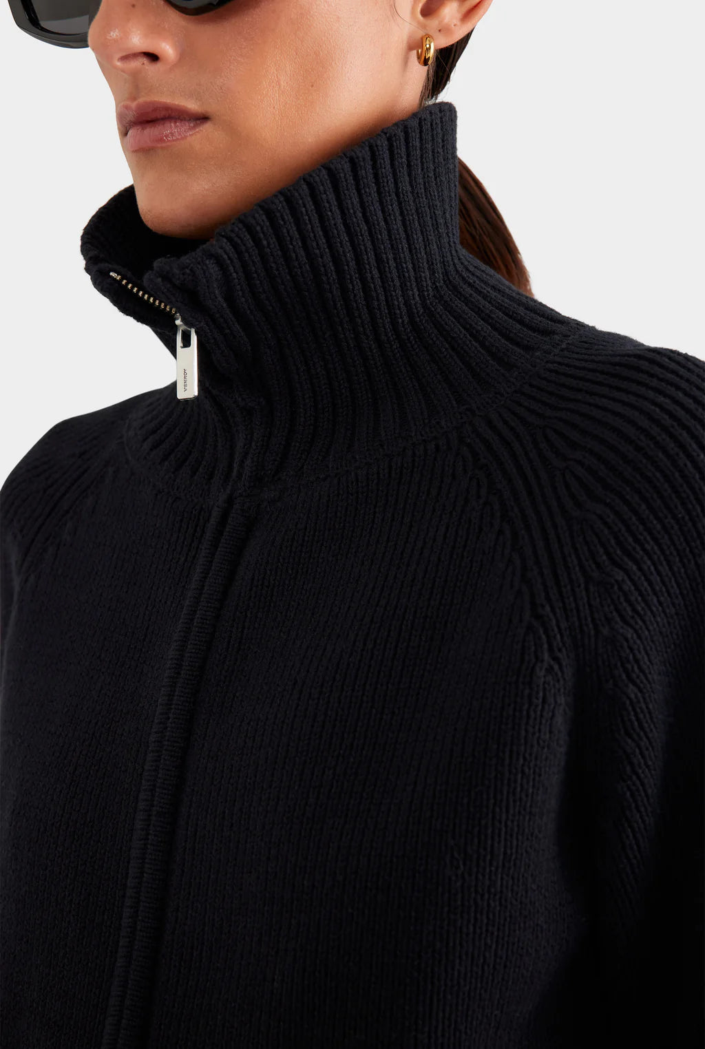 Ribbed Full-Zip Cardigan in Onyx