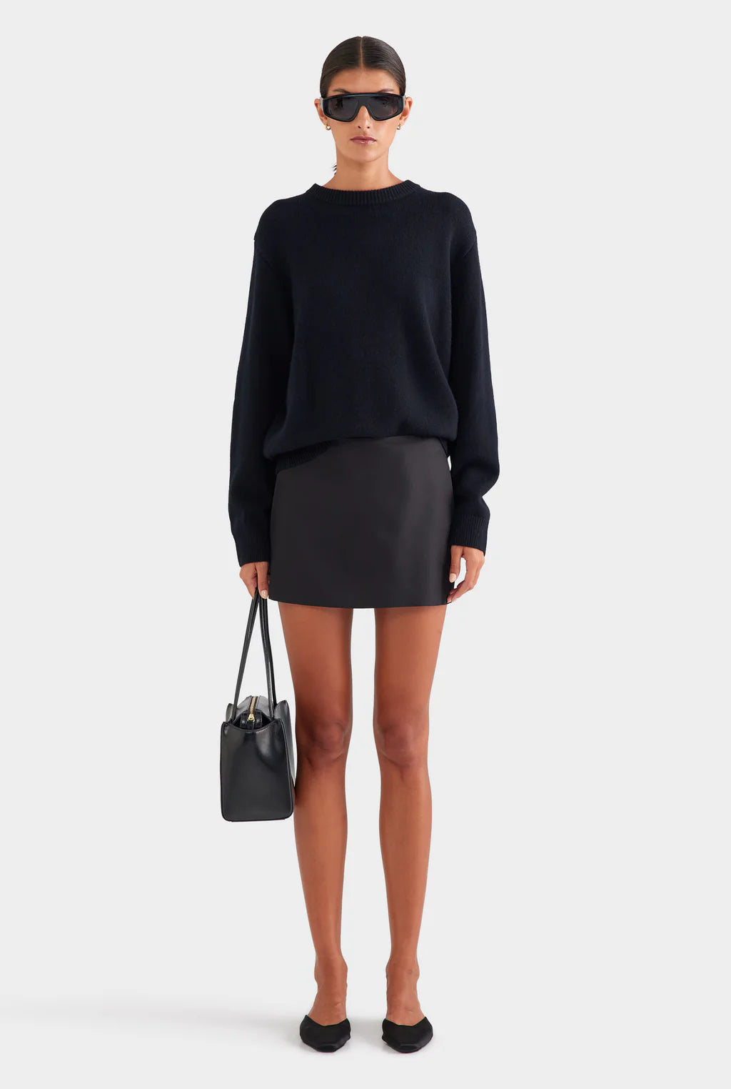 The Essential Cashmere Crew (Black)