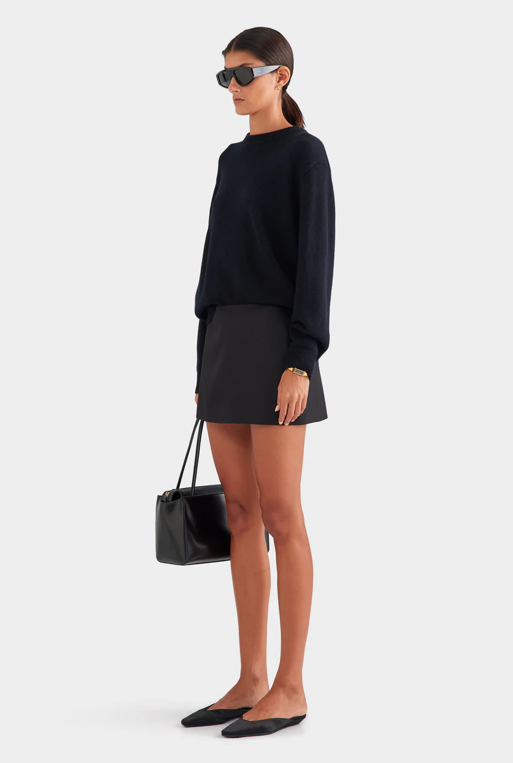 The Essential Cashmere Crew (Black)
